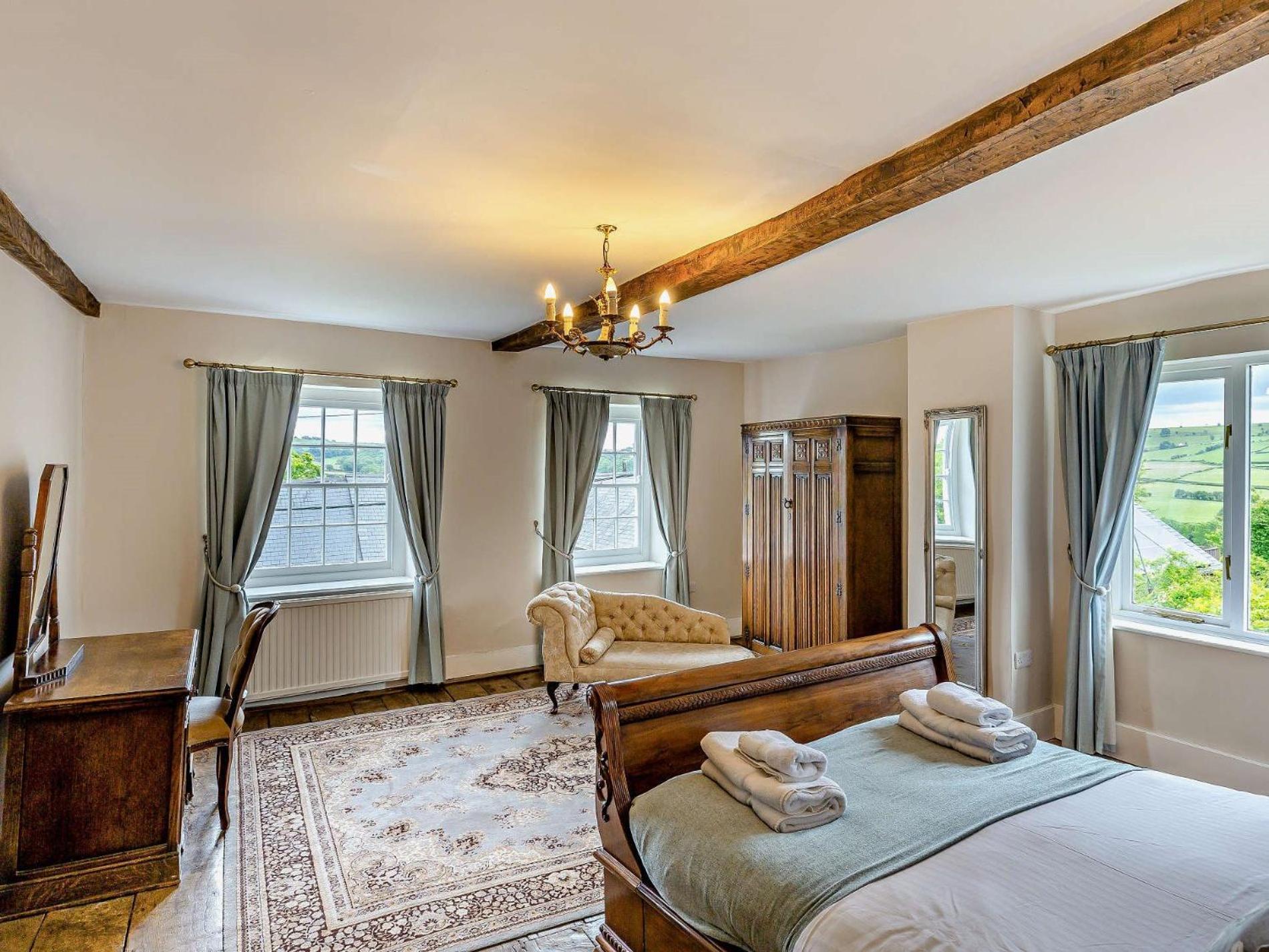 9 Bed In Hay-On-Wye 73069 Villa Painscastle Exterior photo